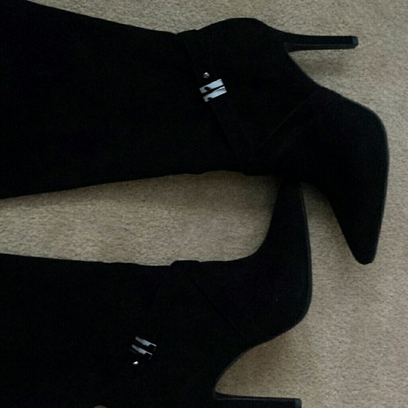 BLACK SUEDE over the knee boots - Picture 4 of 10